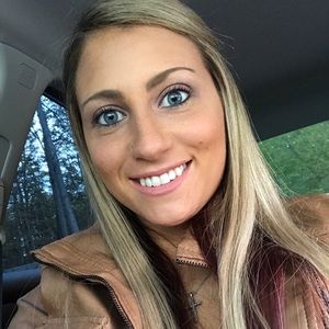 Meet your Posher, Chrissy